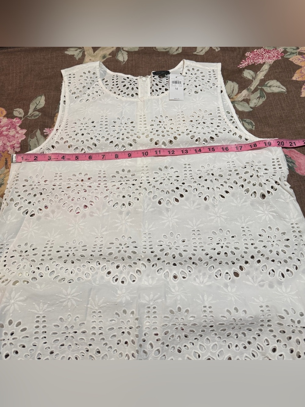 Ann Taylor White Eyelet Sleeveless Top and Shorts Set. Top M. Shorts 10. - Picture 10 of 10